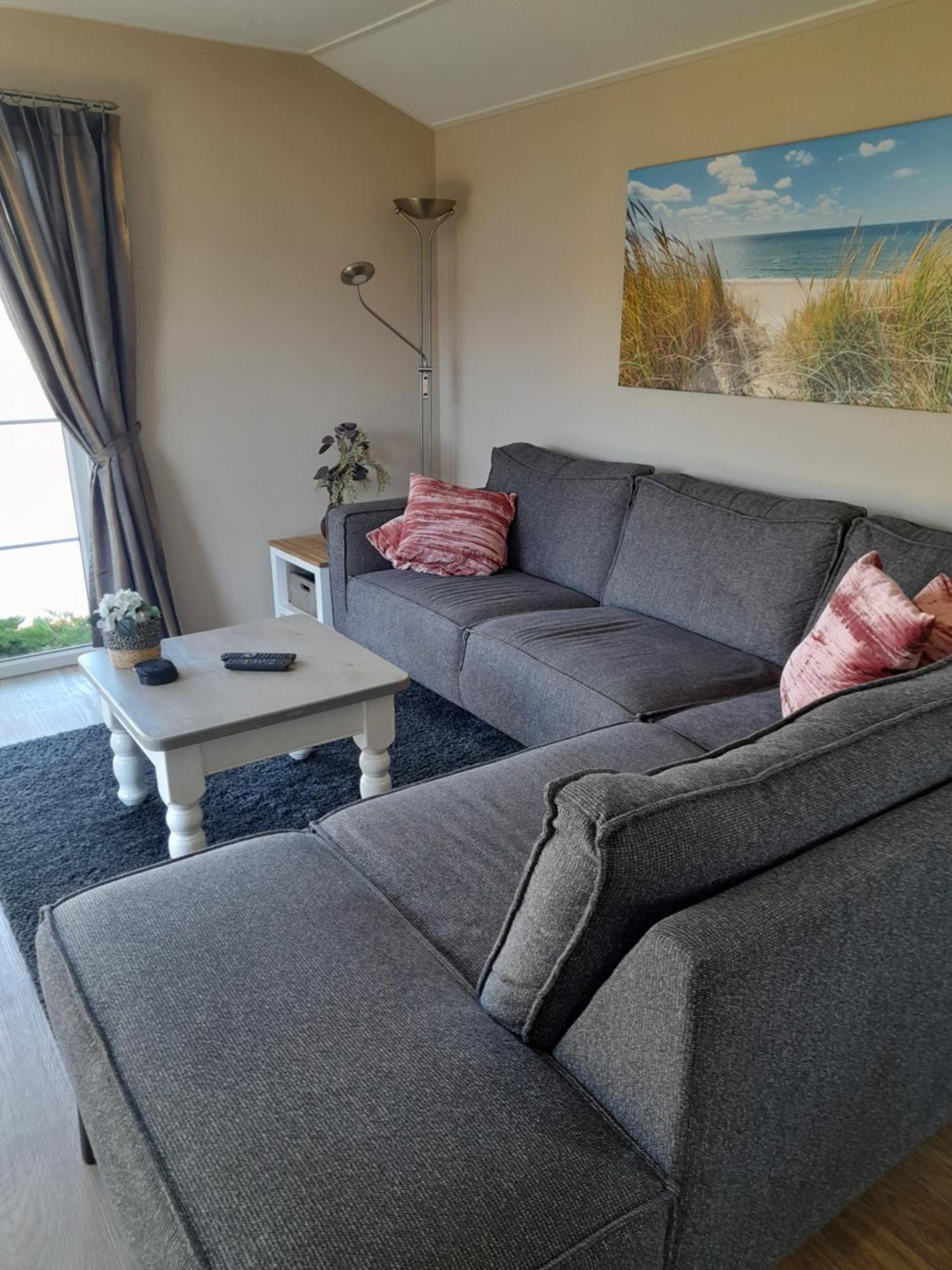 Chalet Makkum C99B Met Prive Gelegen Tuin Aan Het Water Екстериор снимка