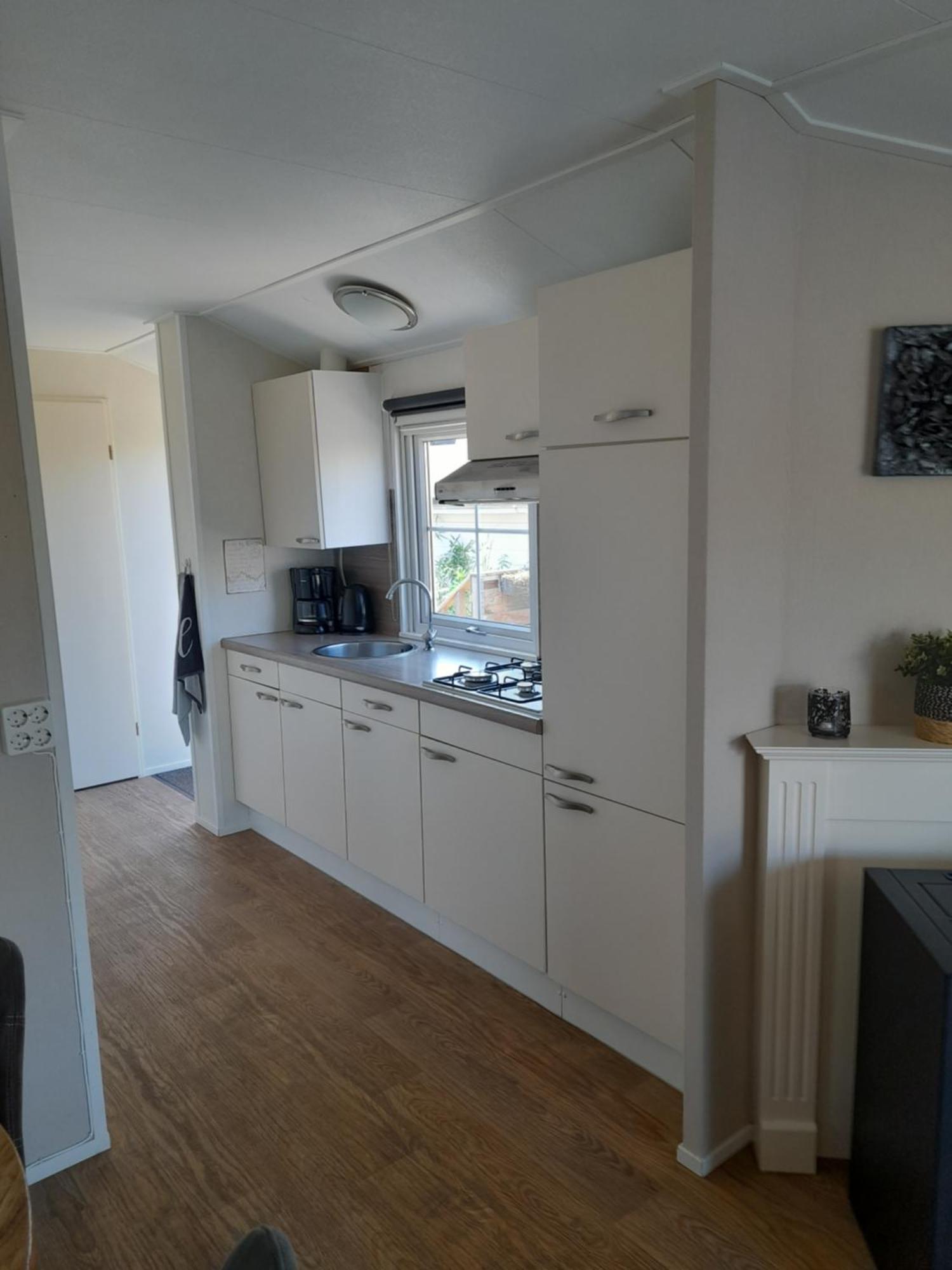Chalet Makkum C99B Met Prive Gelegen Tuin Aan Het Water Екстериор снимка